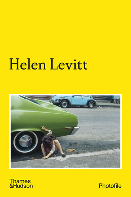 Helen Levitt (Photofile) By Helen Levitt (Photographs by), Jean-François Chevrier Cover Image