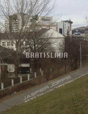 Bratislava (Art Books #12) Cover Image