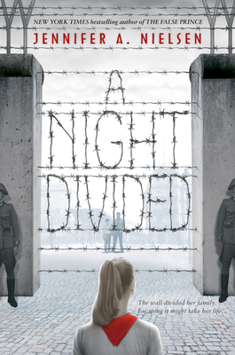 A Night Divided (Scholastic Gold) (Hardcover)