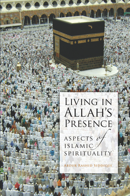 Living in Allah's Presence Cover Image