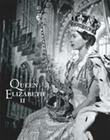 Queen Elizabeth II: A Royal Life in Pictures By Ammonite Press Cover Image