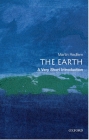 The Earth: A Very Short Introduction (Very Short Introductions #90) By Martin Redfern Cover Image