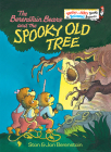 The Berenstain Bears and the Spooky Old Tree (Bright & Early Books(R)) Cover Image