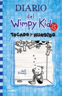 Tocado y hundido / The Deep End (Diario Del Wimpy Kid #15) By Jeff Kinney Cover Image