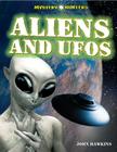 Aliens and UFOs (Mystery Hunters) By Jay Hawkins Cover Image