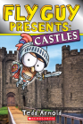 Fly Guy Presents: Castles (Scholastic Reader, Level 2) Cover Image