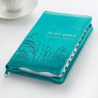 KJV Standard Size Thumb Index Edition: Zippered Turquoise Cover Image