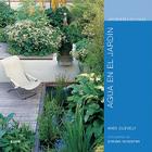 Agua en el jardín (Jardinería en Casa) Cover Image