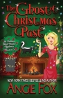 The Ghost of Christmas Past (Southern Ghost Hunter #8) By Angie Fox Cover Image