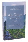 Nasb, MacArthur Daily Bible, 2nd Edition, Paperback, Comfort Print By John F. MacArthur (Editor), Thomas Nelson Cover Image