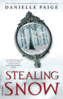 Stealing Snow (Spanish Edition) Cover Image