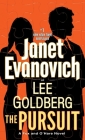 The Pursuit: A Fox and O'Hare Novel By Janet Evanovich, Lee Goldberg Cover Image