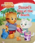 Daniel's Day at the Beach (Daniel Tiger's Neighborhood) By Becky Friedman (Adapted by), Jason Fruchter (Illustrator) Cover Image