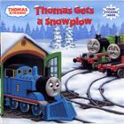 Thomas Gets a Snowplow (Thomas & Friends) (Pictureback(R)) By Rev. W. Awdry, Richard Courtney (Illustrator) Cover Image
