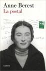 La postal / The Postcard By Anne Berest Cover Image