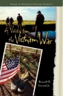 A Voice from the Vietnam War (Voices of Twentieth Century Conflict) By Russell Coward Cover Image