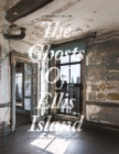 Jr & Art Spiegelman: The Ghosts of Ellis Island By Jr. (Artist), Art Spiegelman (Artist) Cover Image